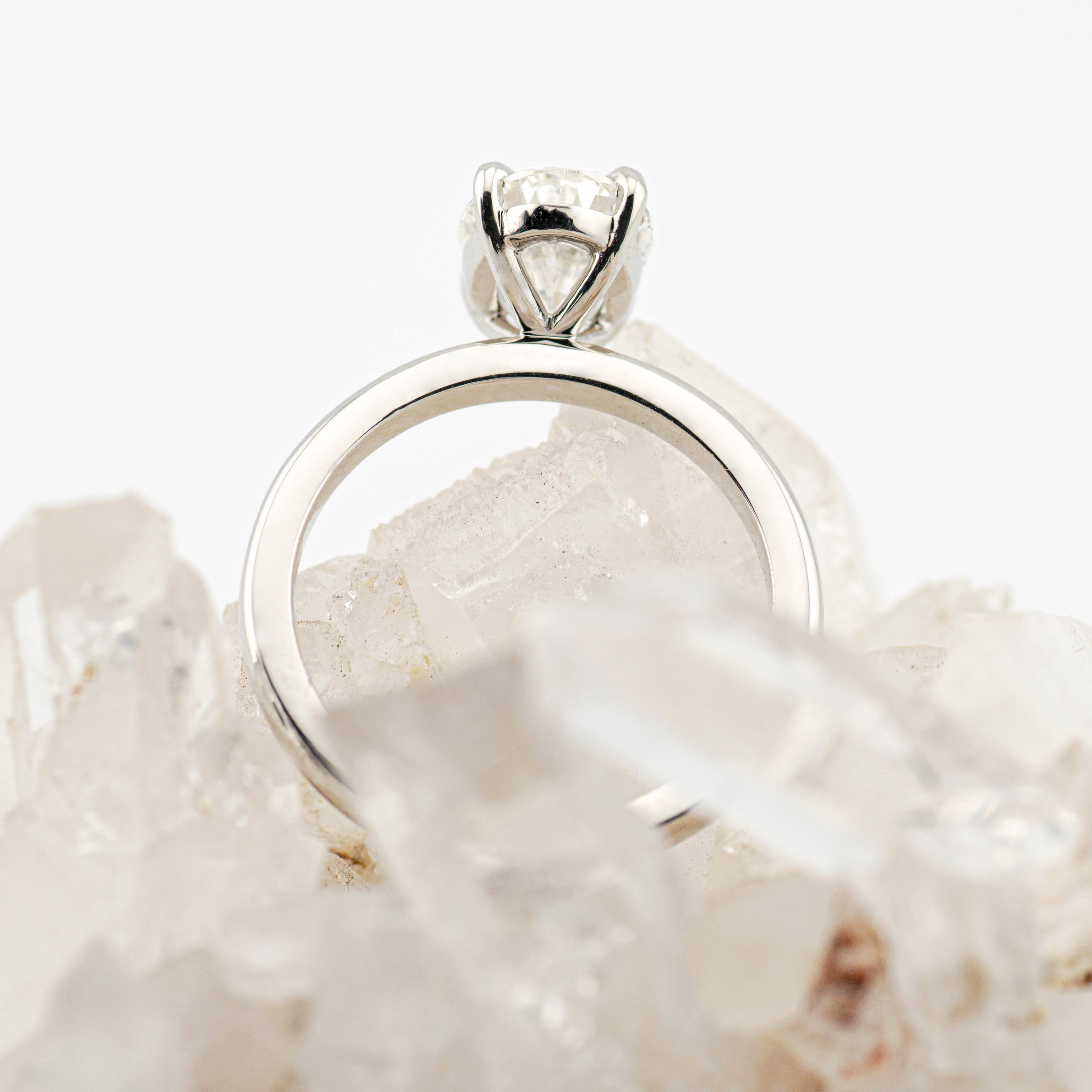 Kate 3.0 – 4 Claw 3ct Oval Solitaire (Made to Order) E Colour VS1