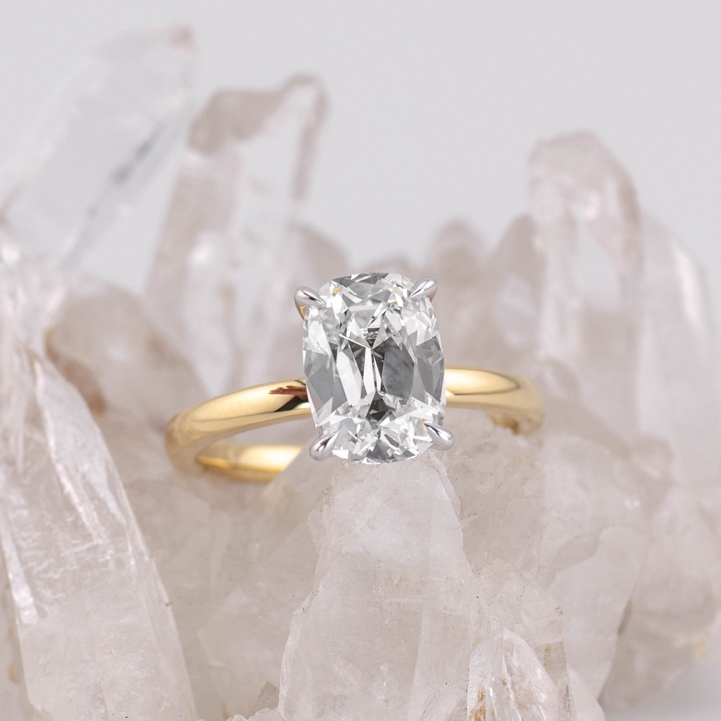 (Ready to Ship Size N) - 2.75ct Old Mine E VVS2 Solitaire with Hidden Halo 18k 2 Tone Gold