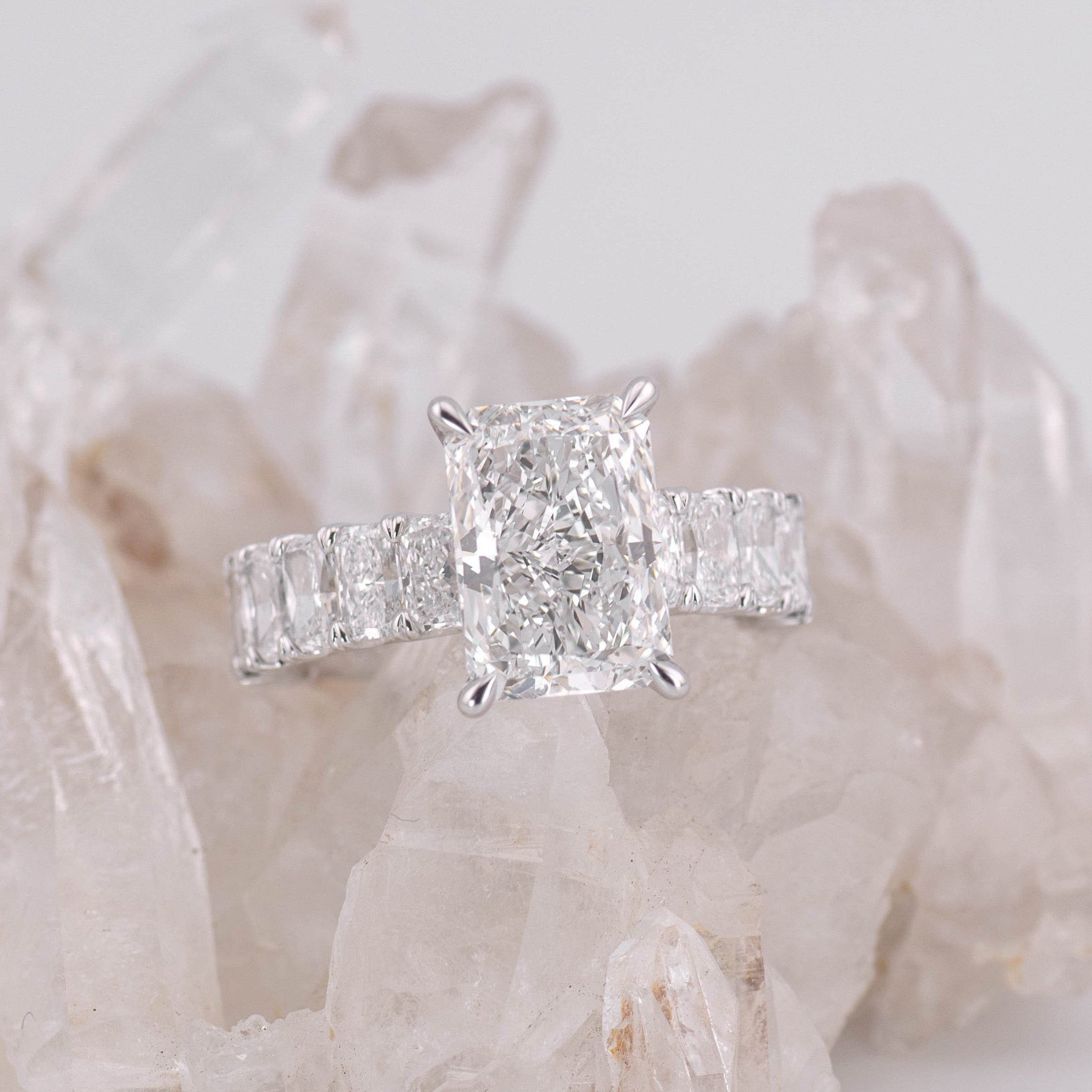 Frankie 3.0 - 3ct Radiant Lab Diamond Ring with Radiant band D/E VVS2 Lab Diamond