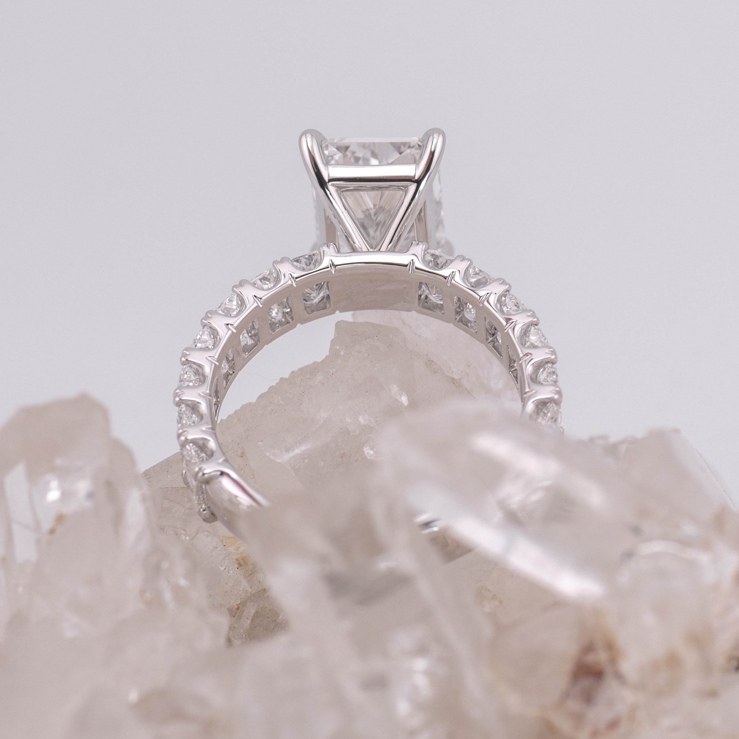 Frankie 3.0 - 3ct Radiant Lab Diamond Ring with Radiant band D/E VVS2 Lab Diamond