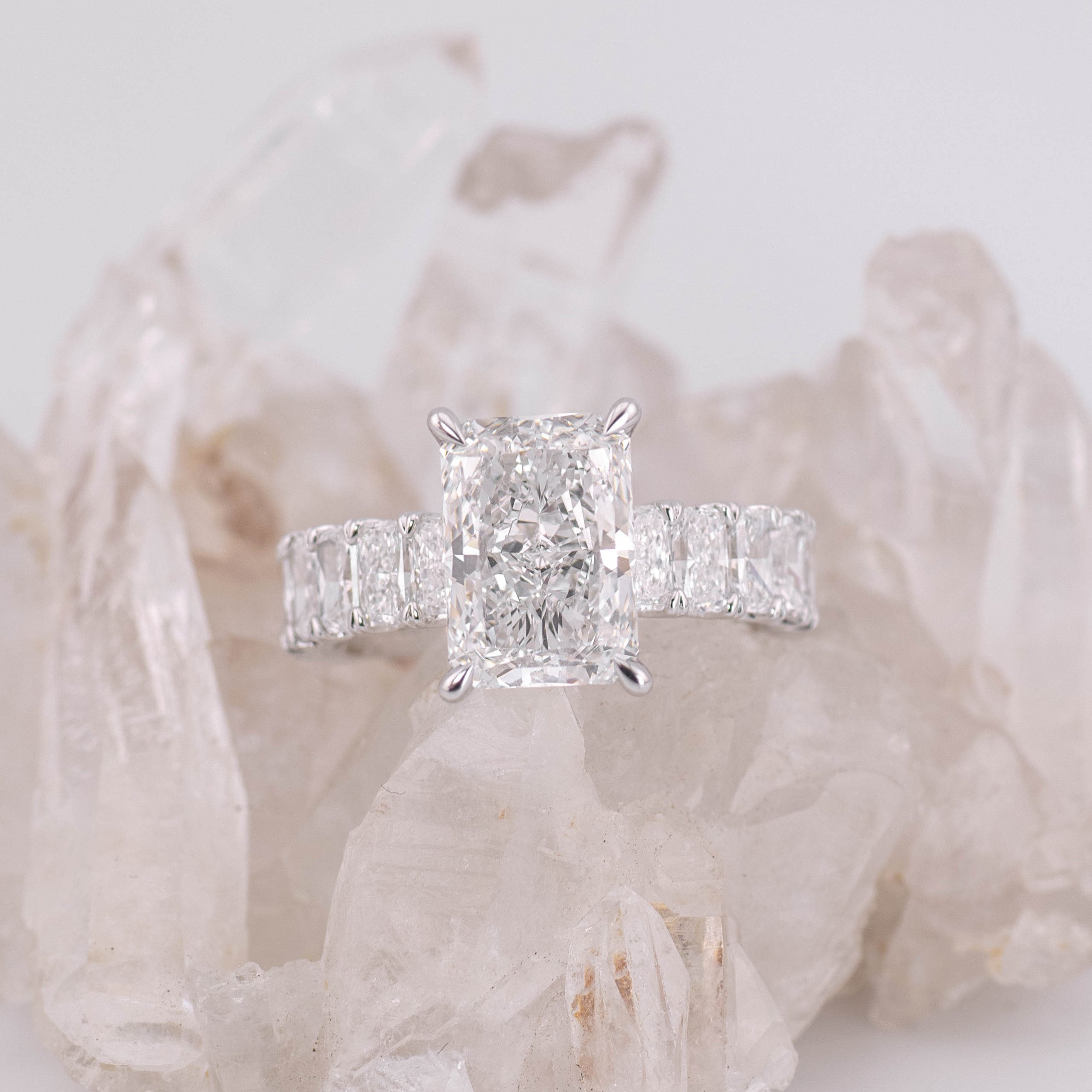 Frankie 3.0 - 3ct Radiant Lab Diamond Ring with Radiant band D/E VVS2 Lab Diamond