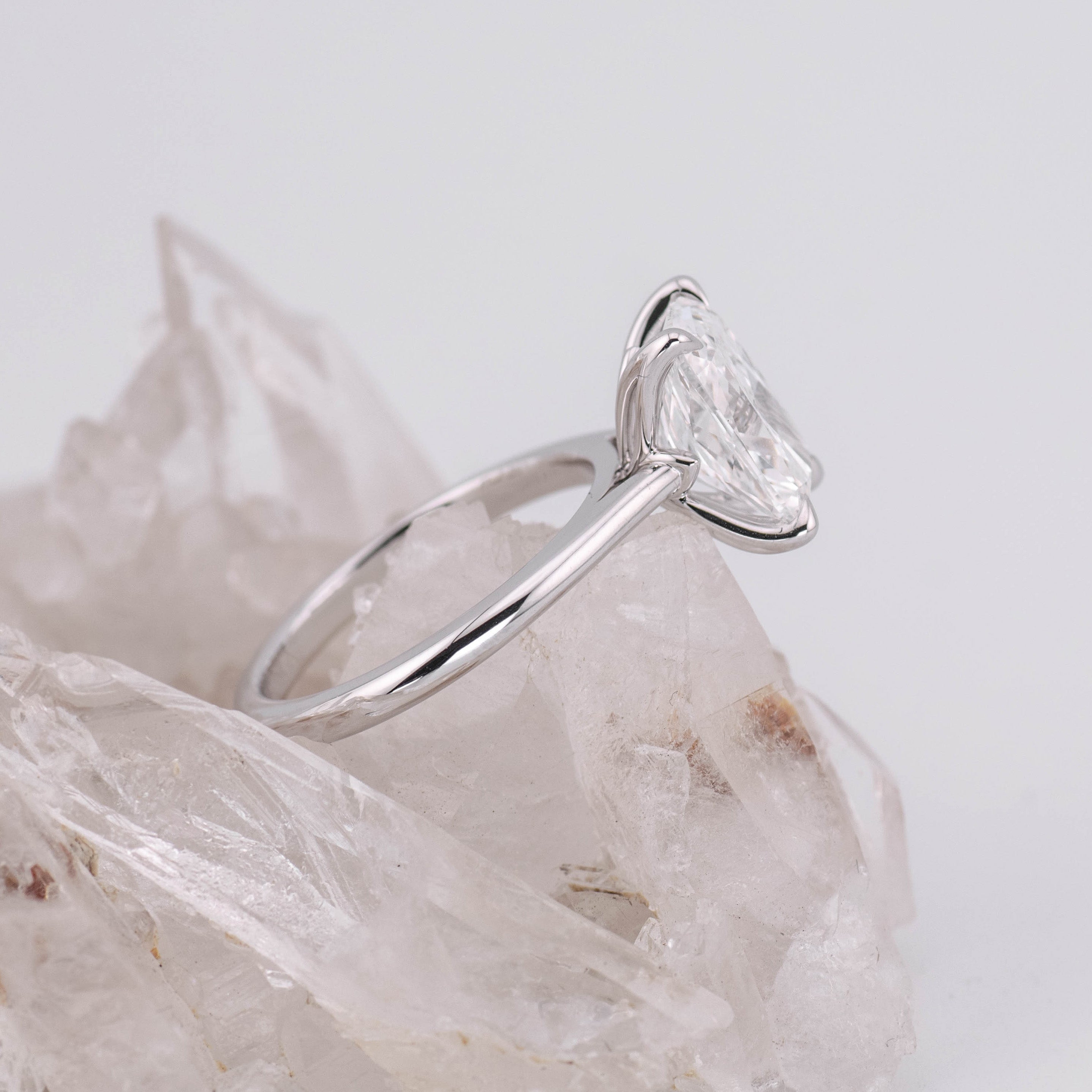 (Ready to Ship Size L) - Petal Elongated Cushion – 4 Claw 3.10ct D VVS2 Solitaire in 18k White Gold