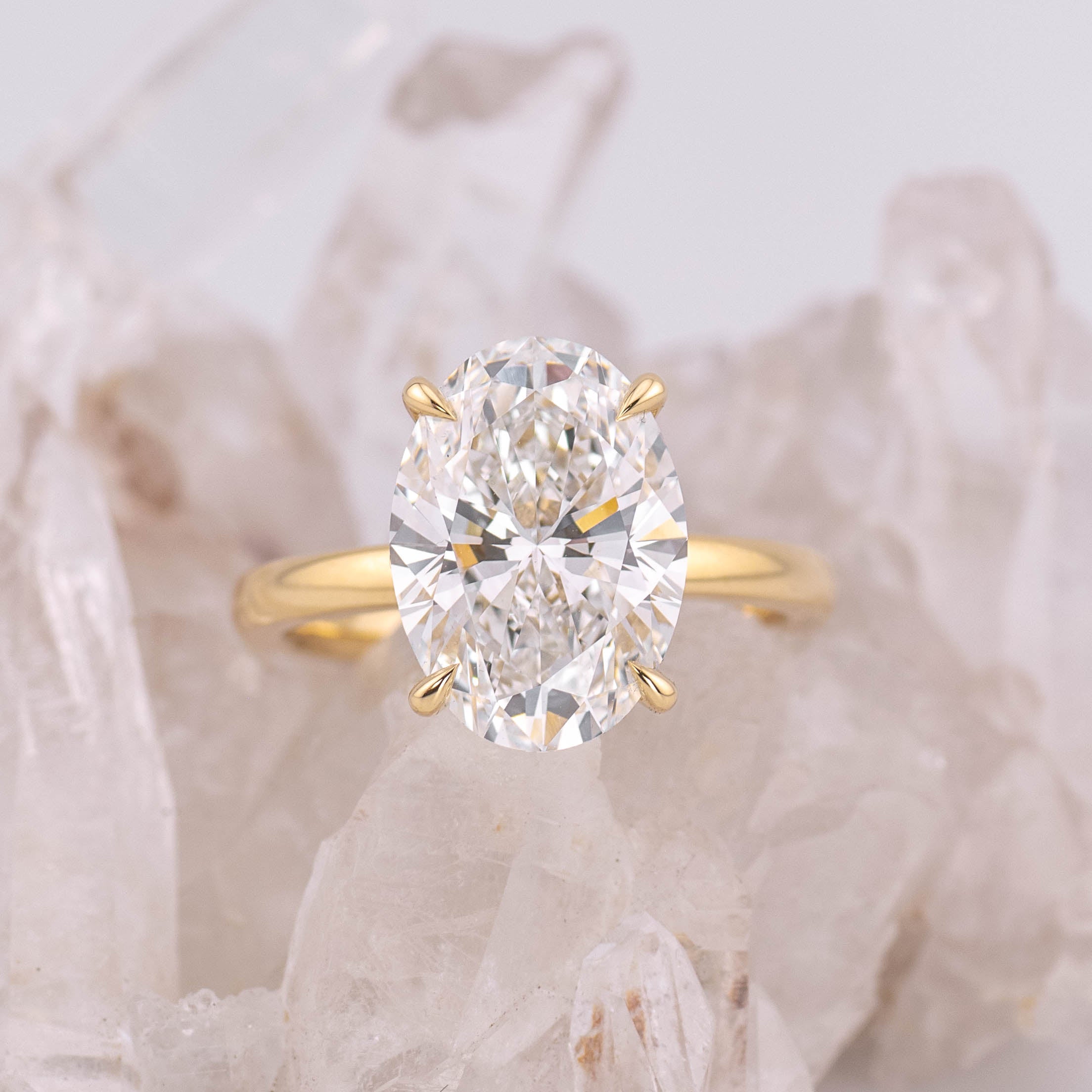 (Ready to Ship Size M) - Kate 5.0 – 4 Claw 5.07ct E VVS2 Oval Solitaire in 18k Yellow Gold