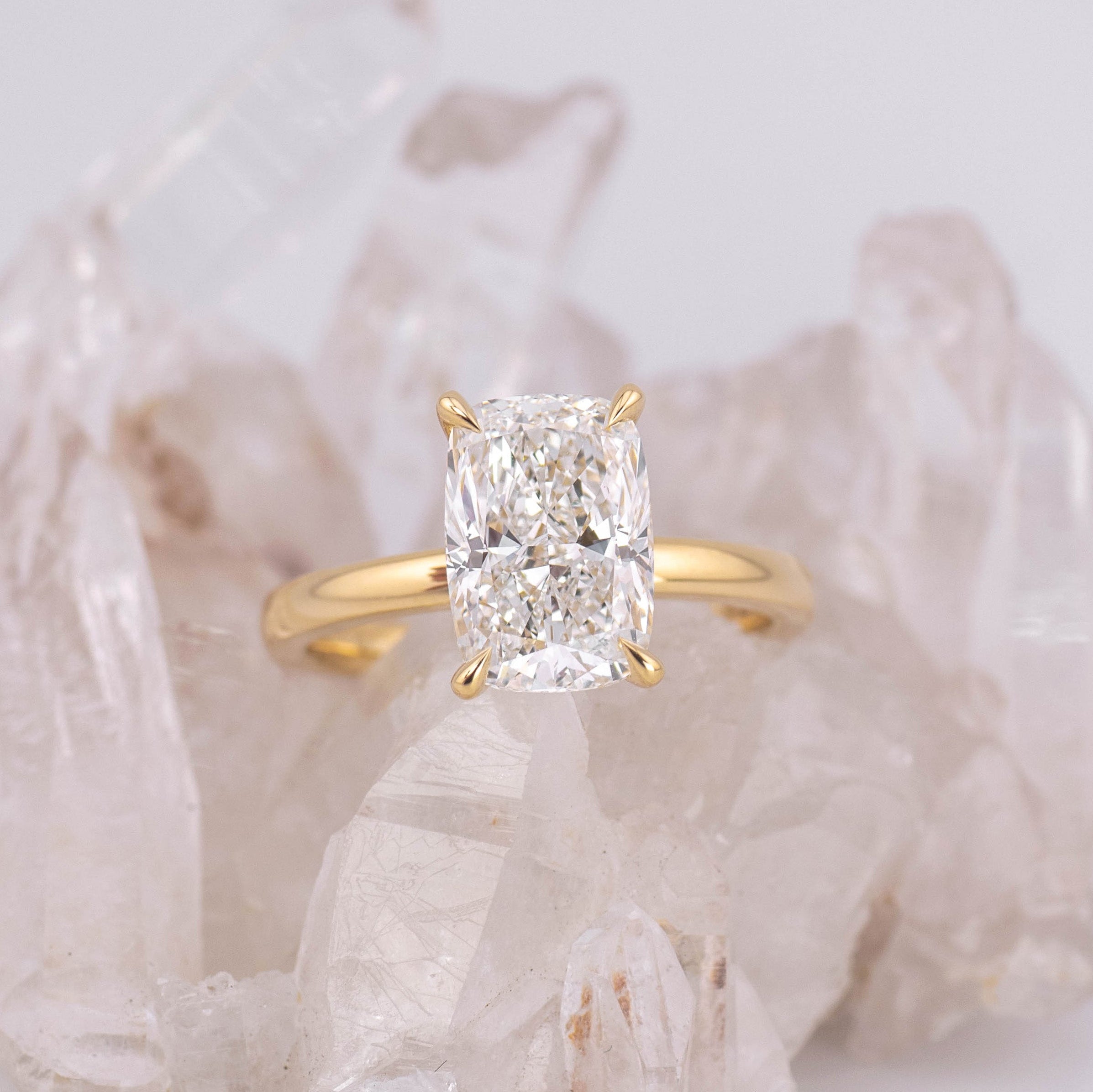 (Ready to Ship Size M) 3.19ct E VVS2 Elongated Cushion with Hidden Halo in 18k Yellow Gold Halo Elongated Cushion 2.52ct D VVS2 Solitaire in 18k White Gold (Copy)