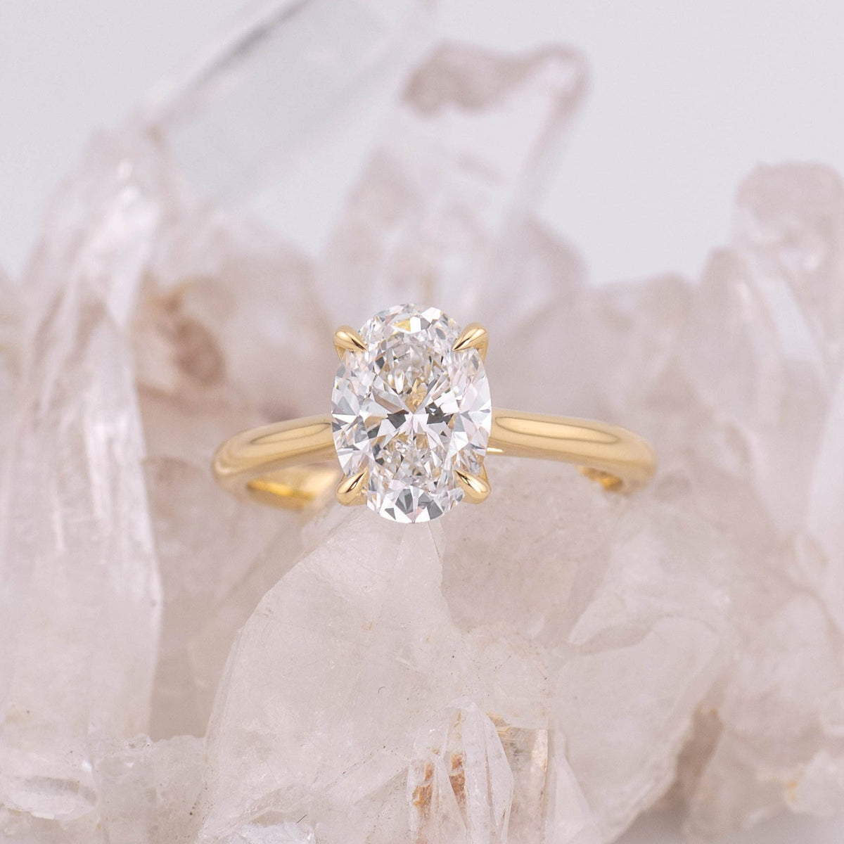 (Ready to Ship Size M) - Oval Petal 2.0 – 4 Claw Petal Basket 2.02ct D VVS2 Oval Solitaire in 18k Yellow Gold