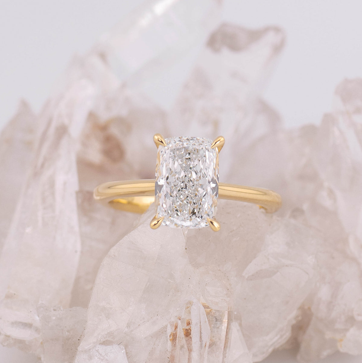 (Ready to Ship Size M) 2.55ct D VVS2 Elongated Cushion with Cathedral Hidden Halo Setting in 18k Yellow Gold