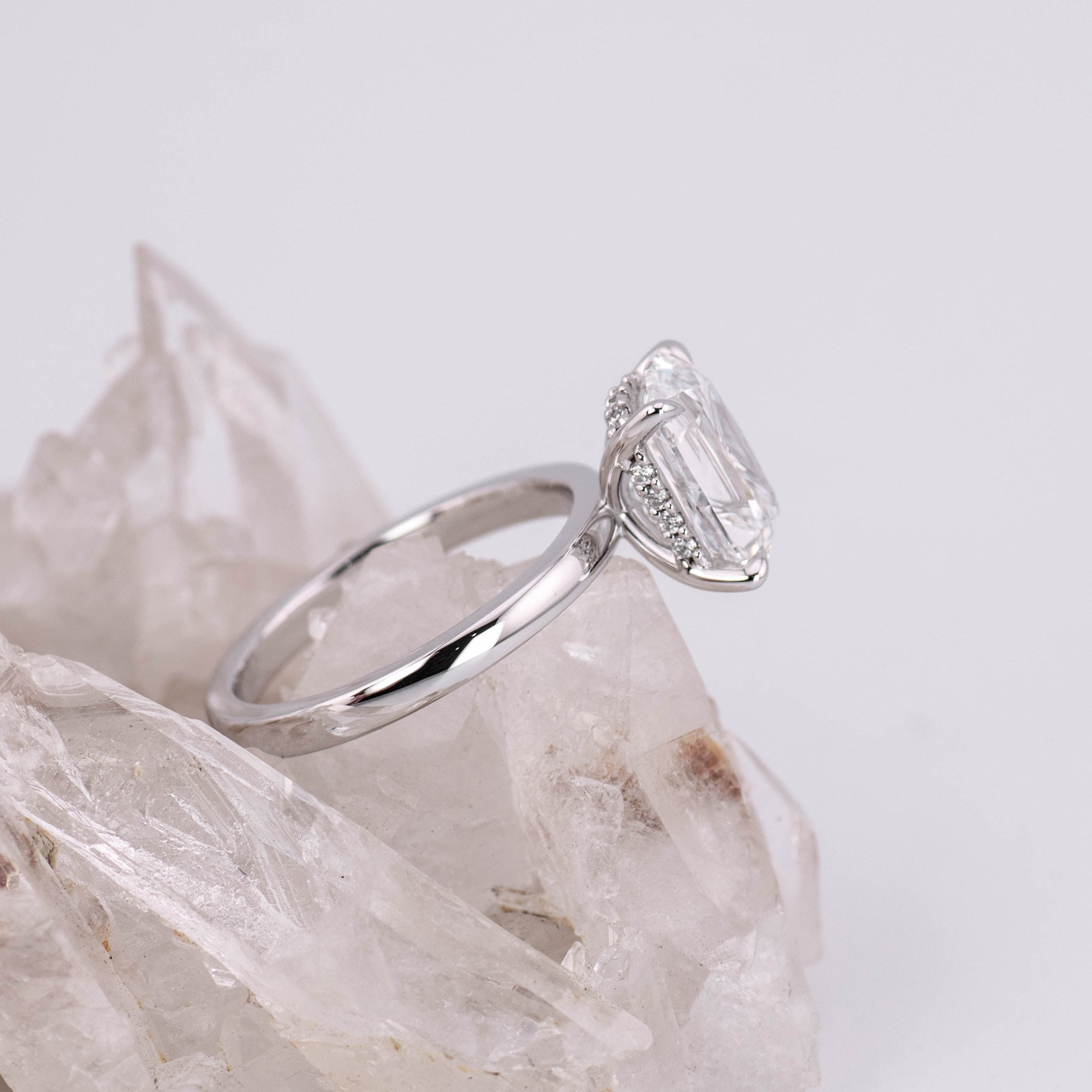 (Ready to Ship Size M) - 3.03ct Old Mine D VVS2 Solitaire with Hidden Halo 14k White Gold