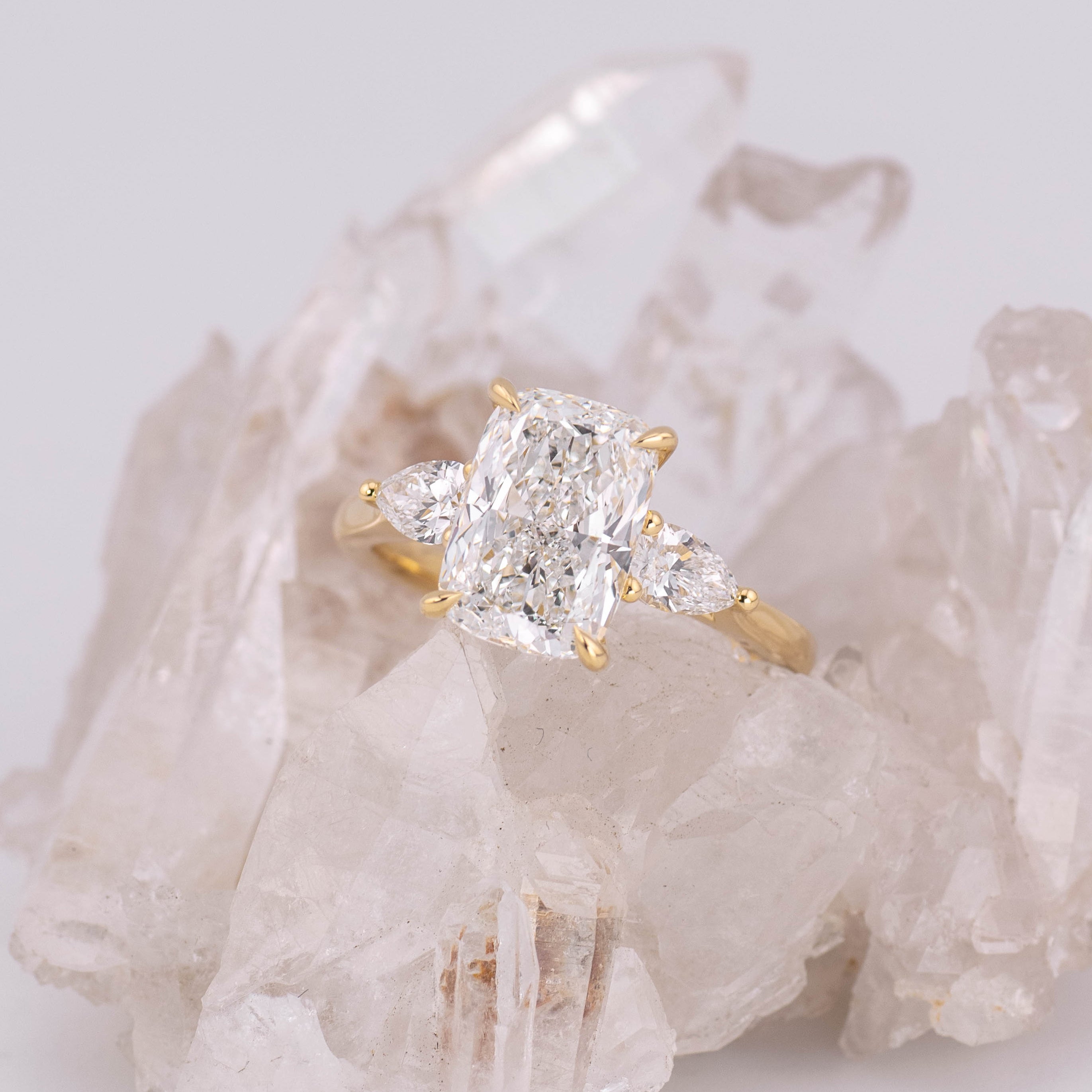 (Ready to Ship Size M) - 3.03ct Elongated Cushion E VVS2 and Pear Trilogy in 18k Yellow Gold