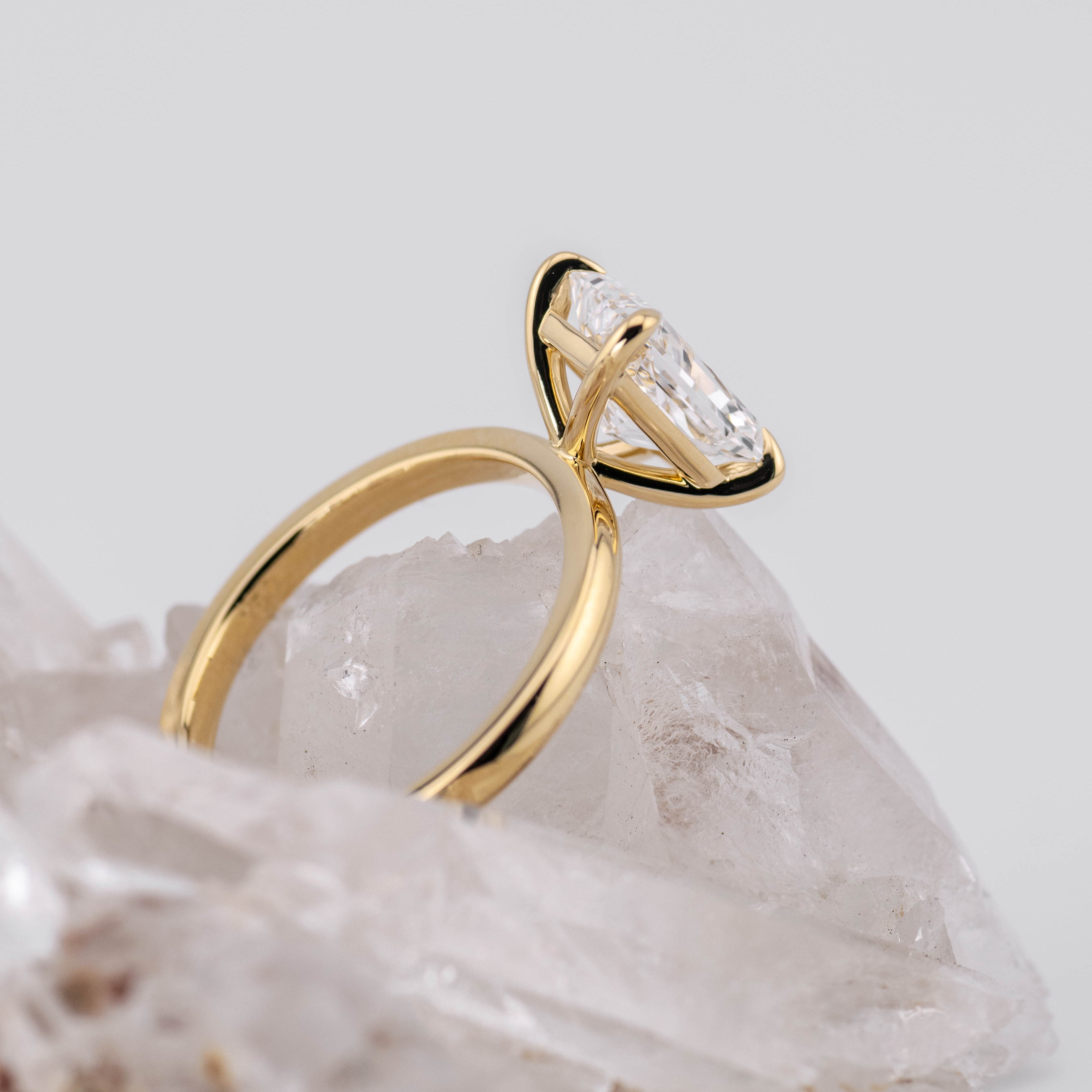 (Ready to Ship Size L) - Radiant 2.0 – 4 Claw 2.05ct Solitaire
