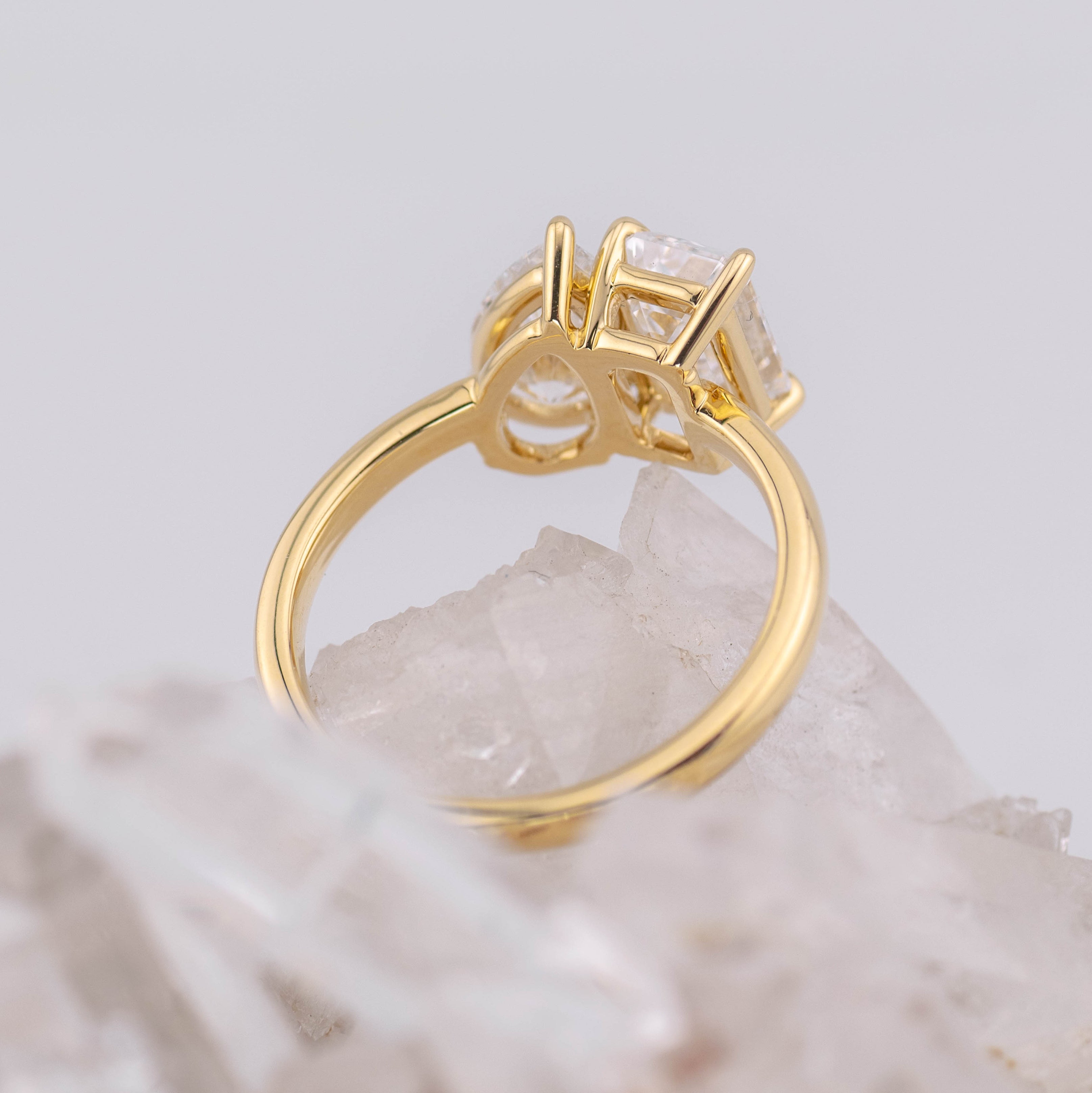 (Ready to Ship Size M) - Toi et Moi - 2.57ct Total in 18k Yellow Gold