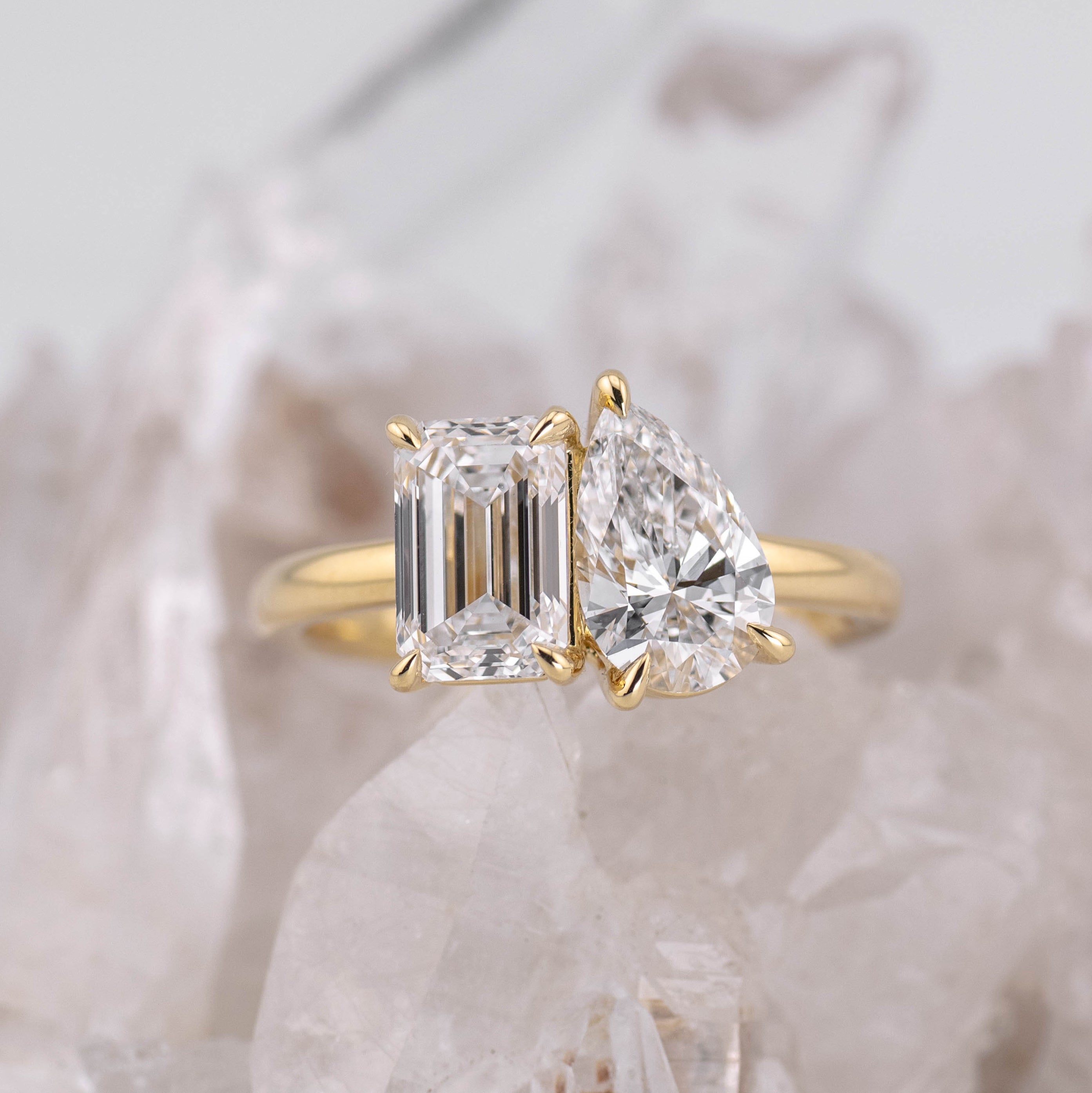 (Ready to Ship Size M) - Toi et Moi - 2.57ct Total in 18k Yellow Gold