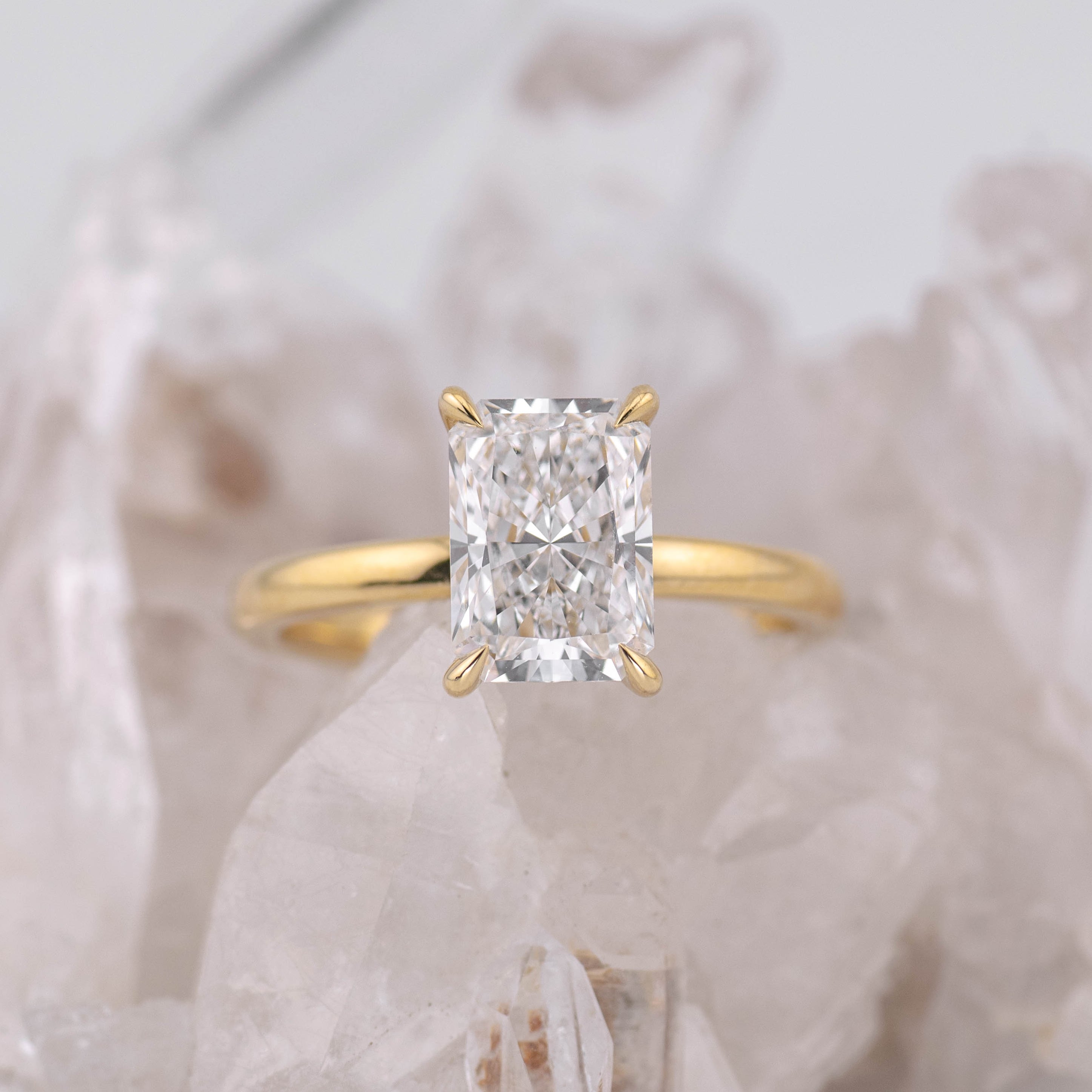 (Ready to Ship Size L) - Radiant 2.0 – 4 Claw 2.04ct E VVS2 Solitaire