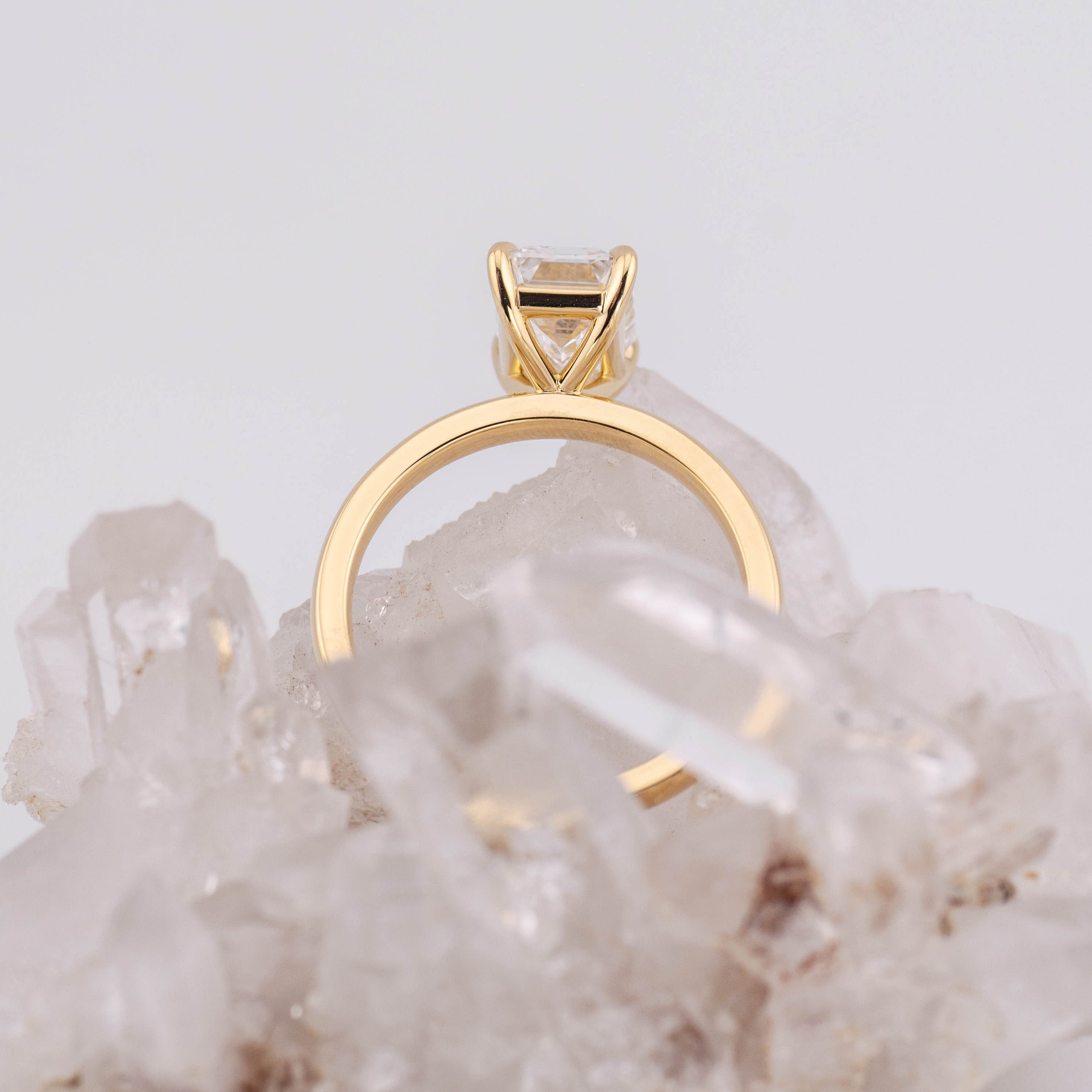 (Ready to Ship Size M) - Emma Emerald Cut Solitaire 2.03ct D VVS2 18k Yellow Gold