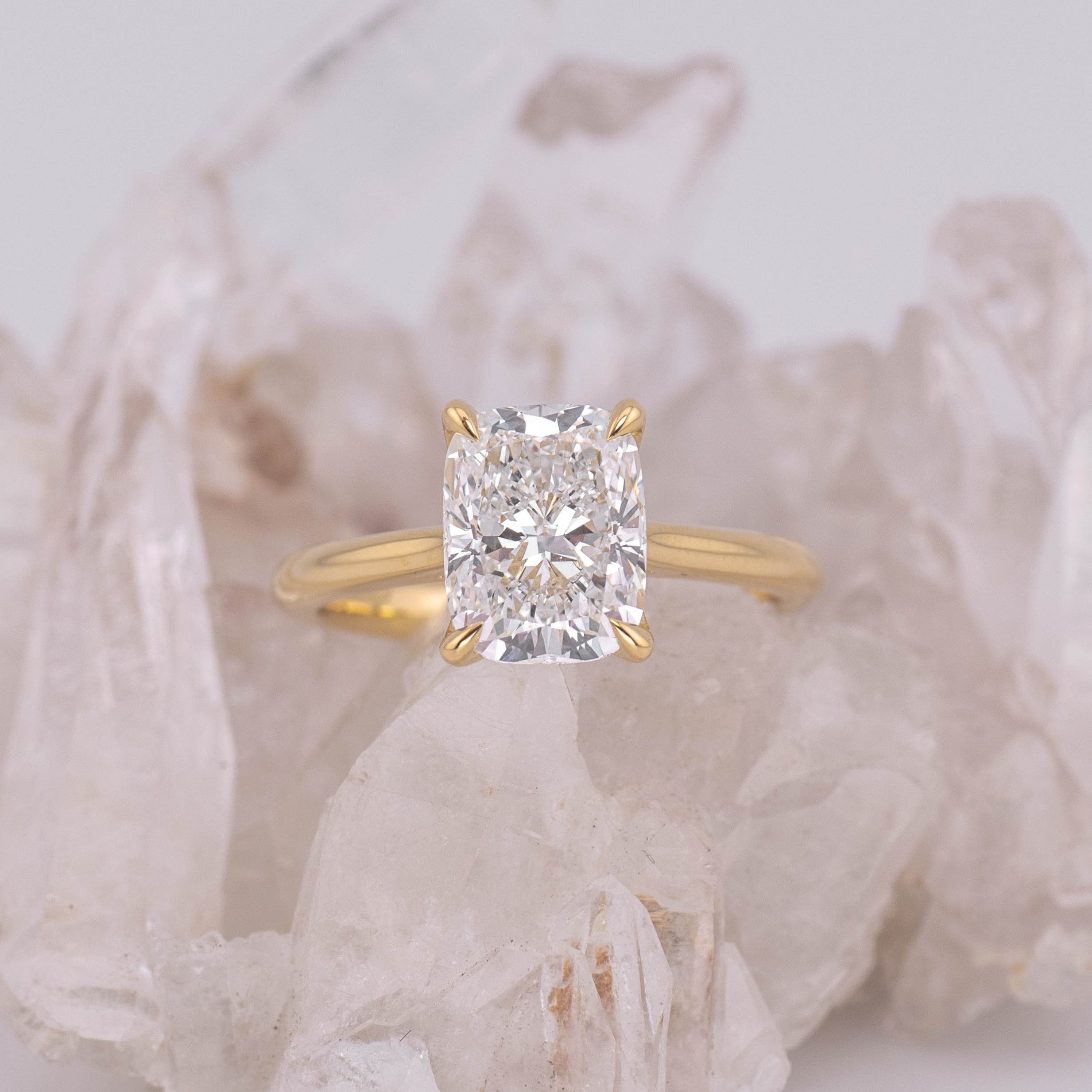 (Ready to Ship Size M) - Petal Elongated Cushion – 4 Claw 2.51ct D VVS2 Solitaire in 18k Yellow Gold