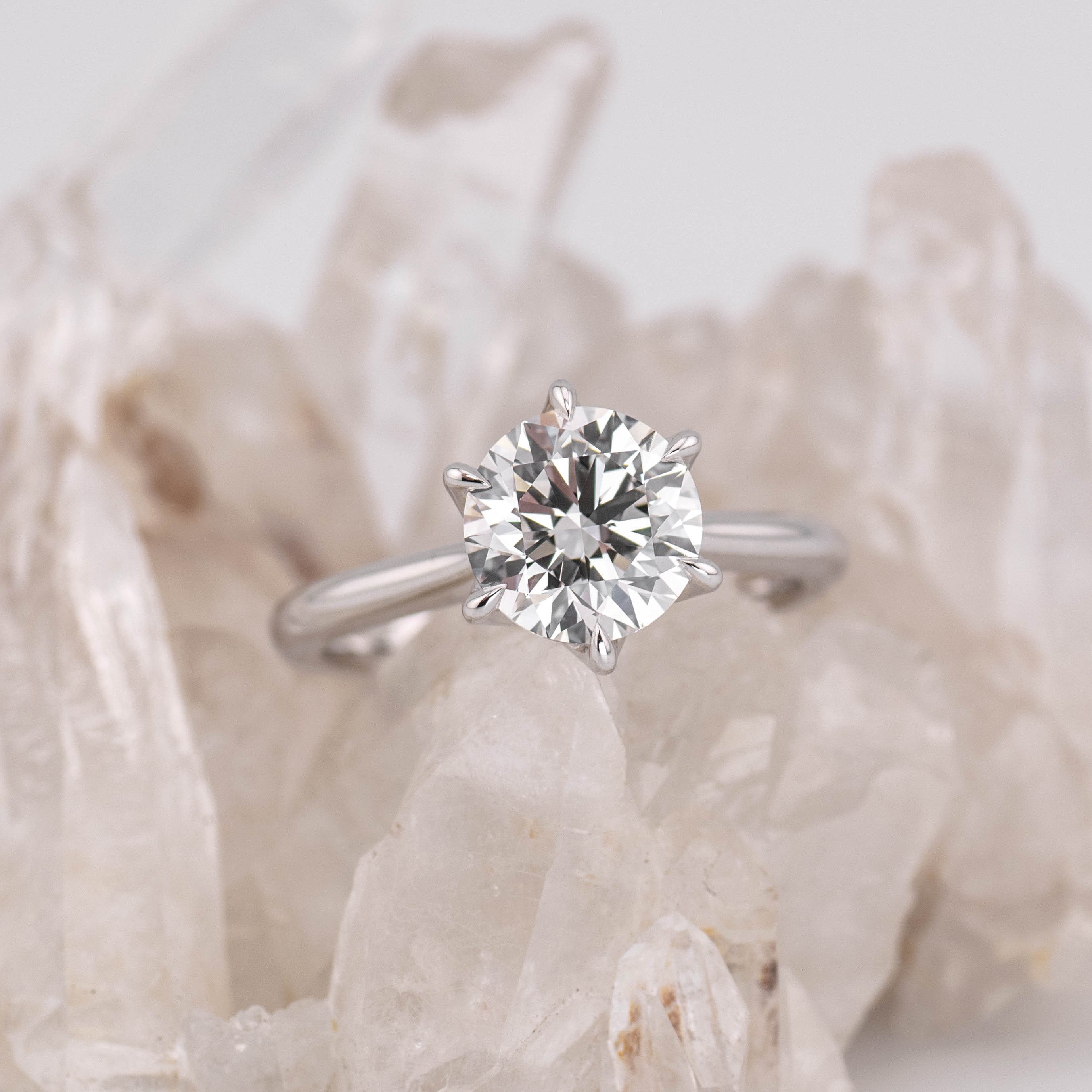 (Ready to Ship Size M) - Grace 2.0 Round Brilliant Petal Cathedral 6 2.03ct D VVS2 in 18K White Gold