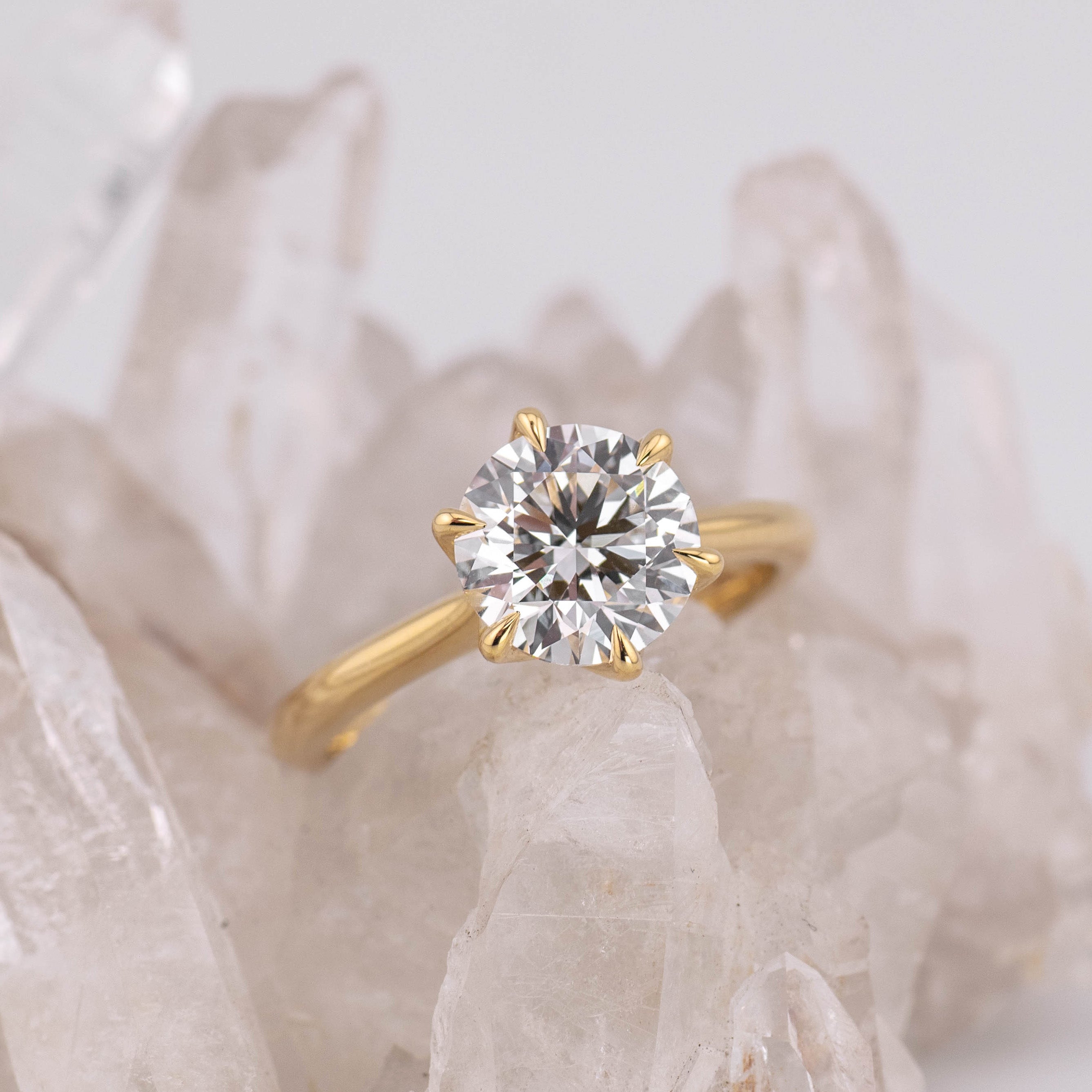 (Ready to Ship Size L) - Grace 2.0 Round Brilliant Petal Cathedral 6 2.04ct D VVS2 in 18k Yellow Gold