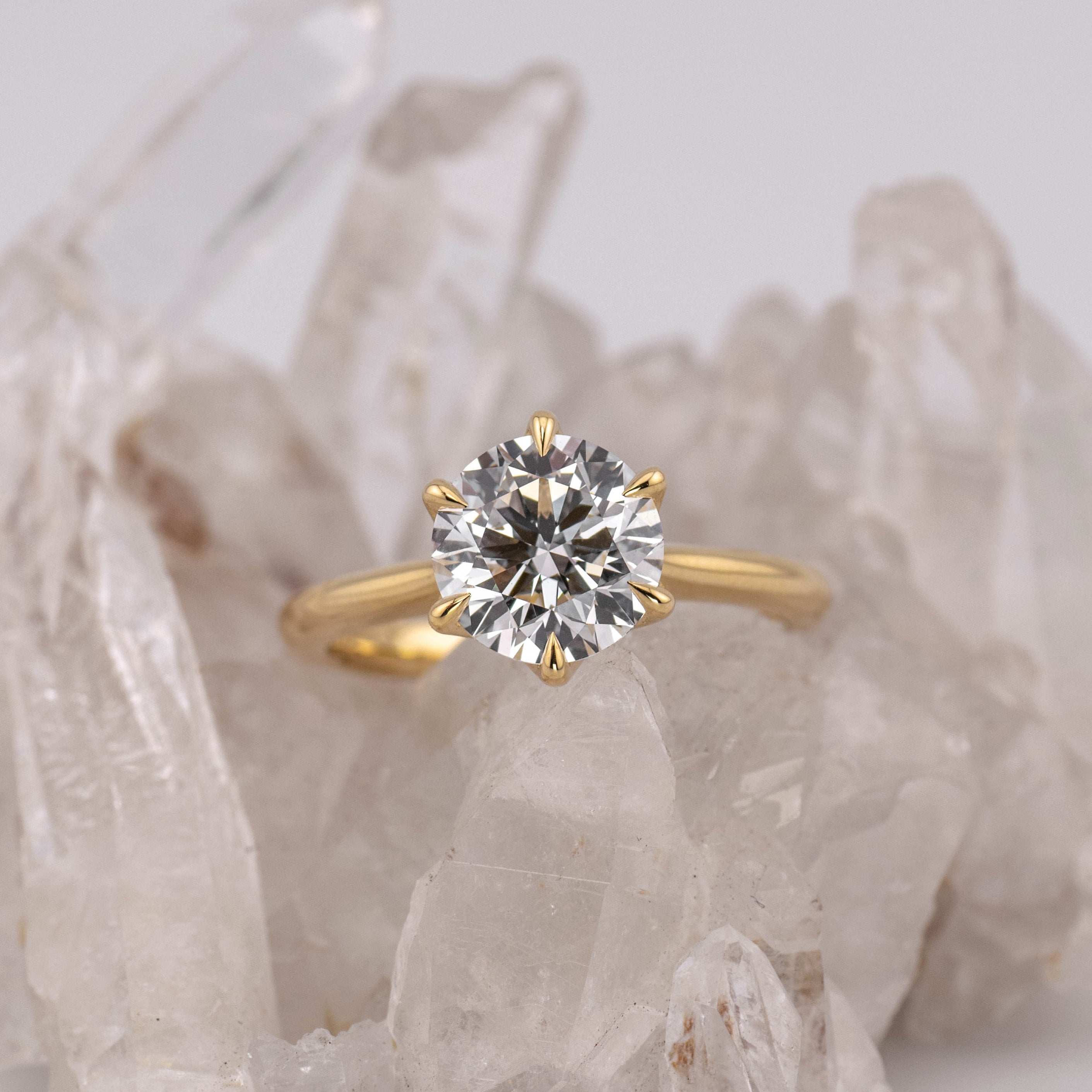 (Ready to Ship Size L) - Grace 2.0 Round Brilliant Petal Cathedral 6 2.04ct D VVS2 in 18k Yellow Gold