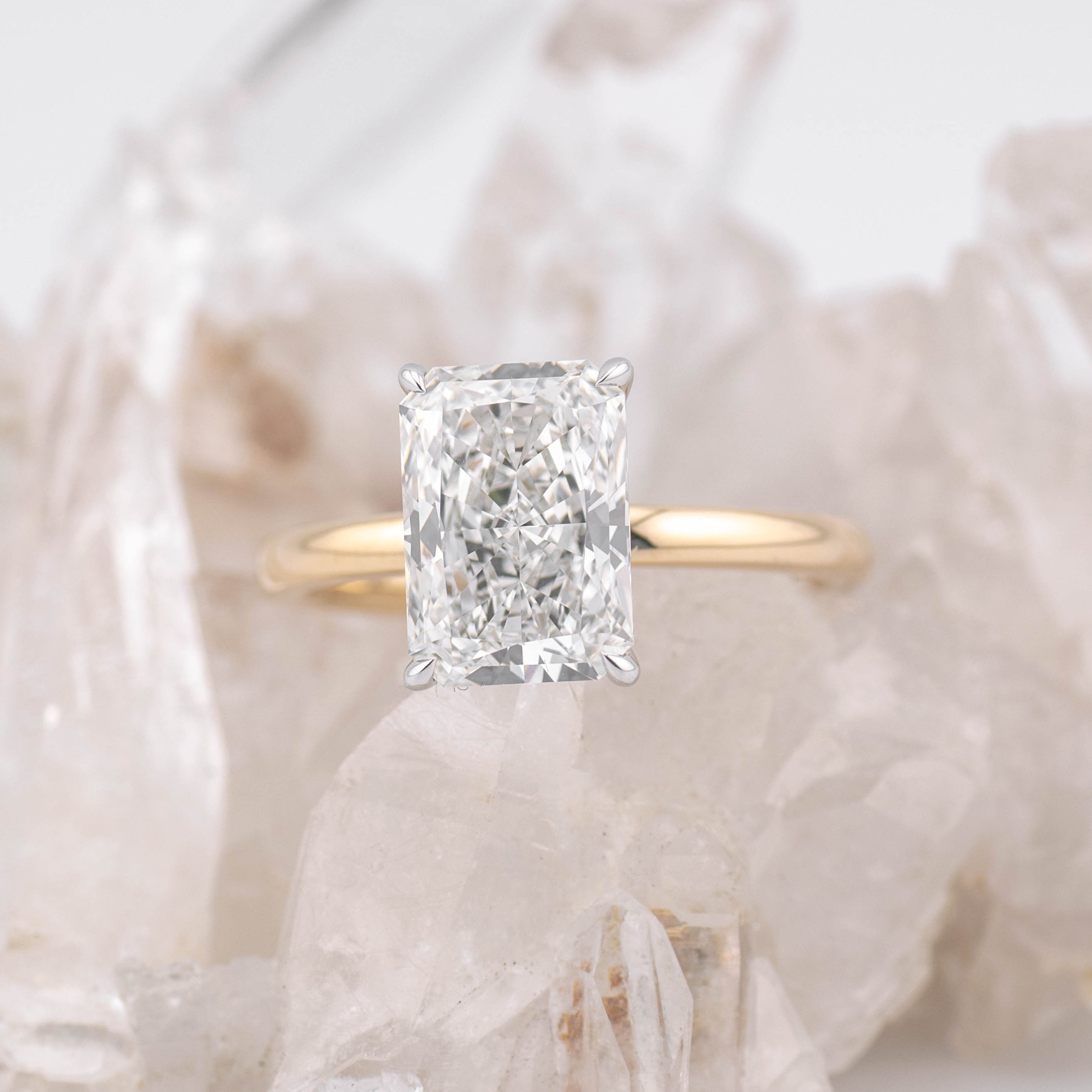 (Ready to Ship Size N) - Radiant 3.0 – 4 Claw 3.02ct E VVS2 Solitaire in 2tone 14k
