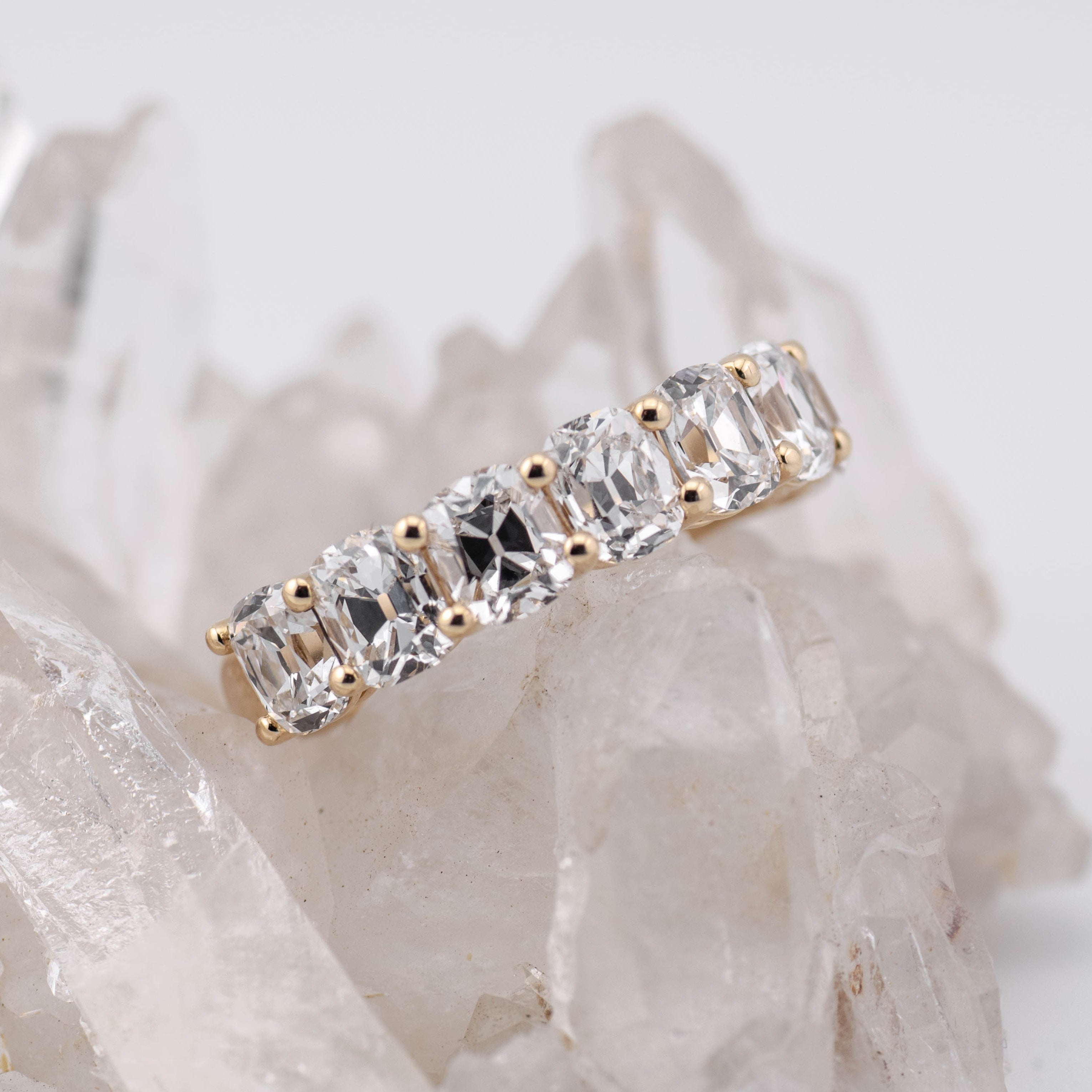 (Ready to Ship Size M) - 4.10ct Old Mine Wedding/Eternity Ring in 14k