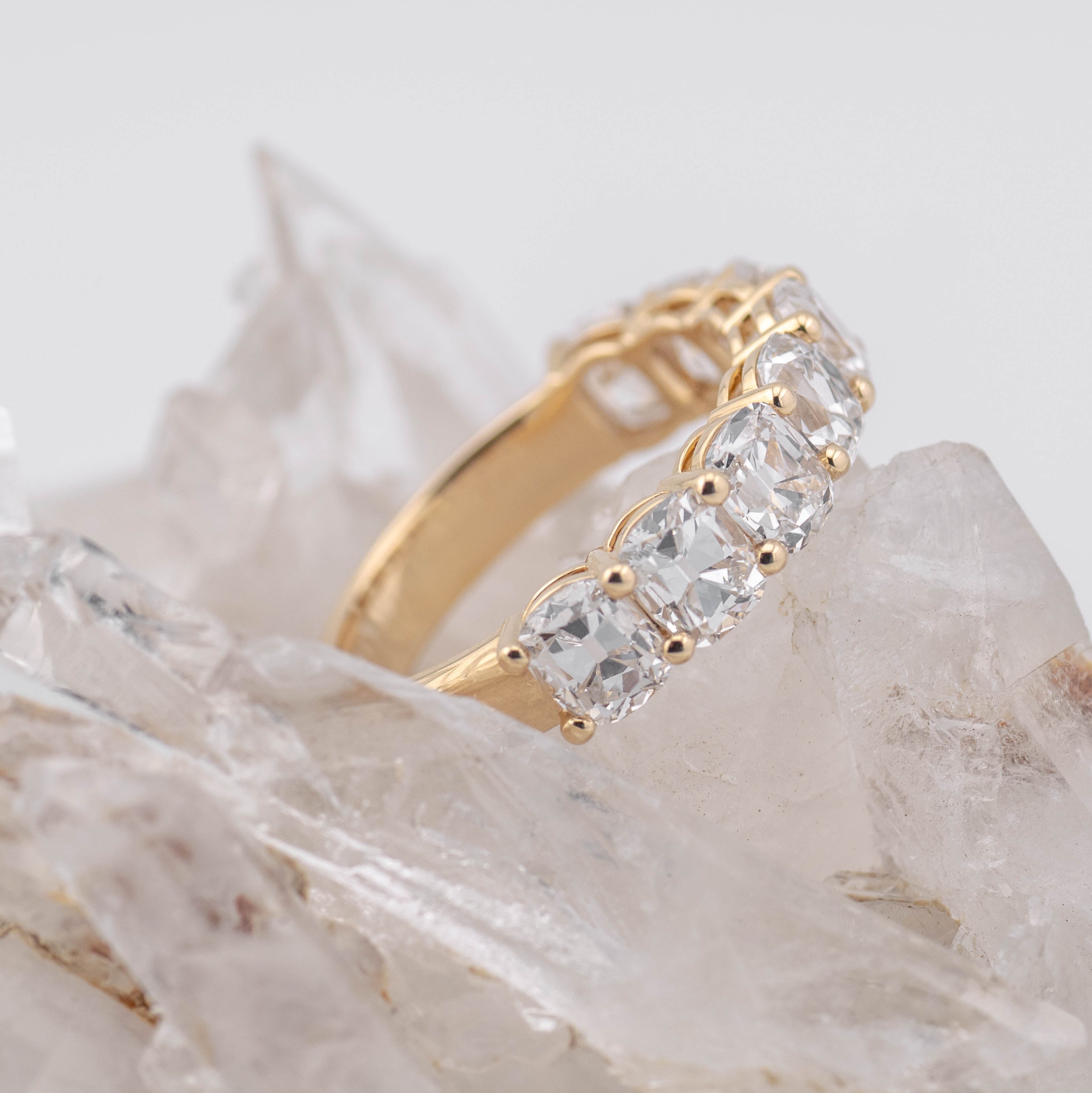 (Ready to Ship Size M) - 4.10ct Old Mine Wedding/Eternity Ring in 14k