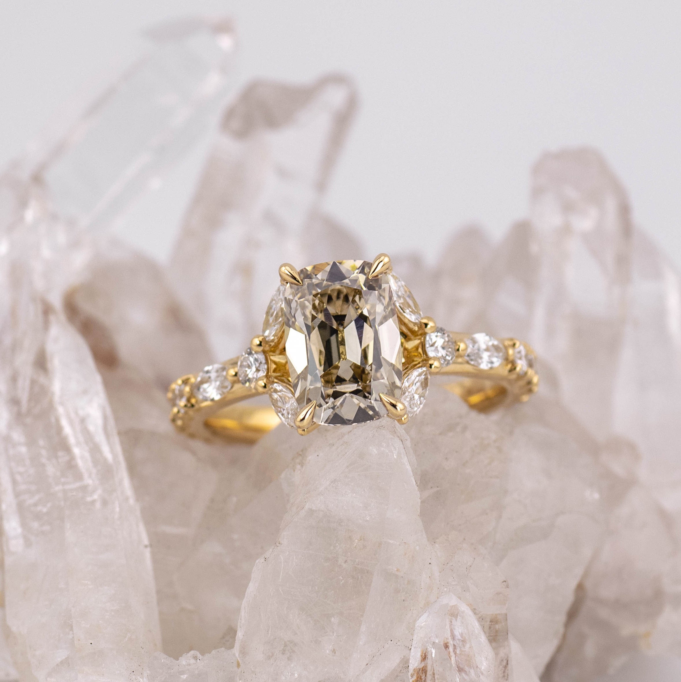 (Ready to Ship Size N) - Champagne 2.07ct Old Mine VS1 in 18k Yellow Gold