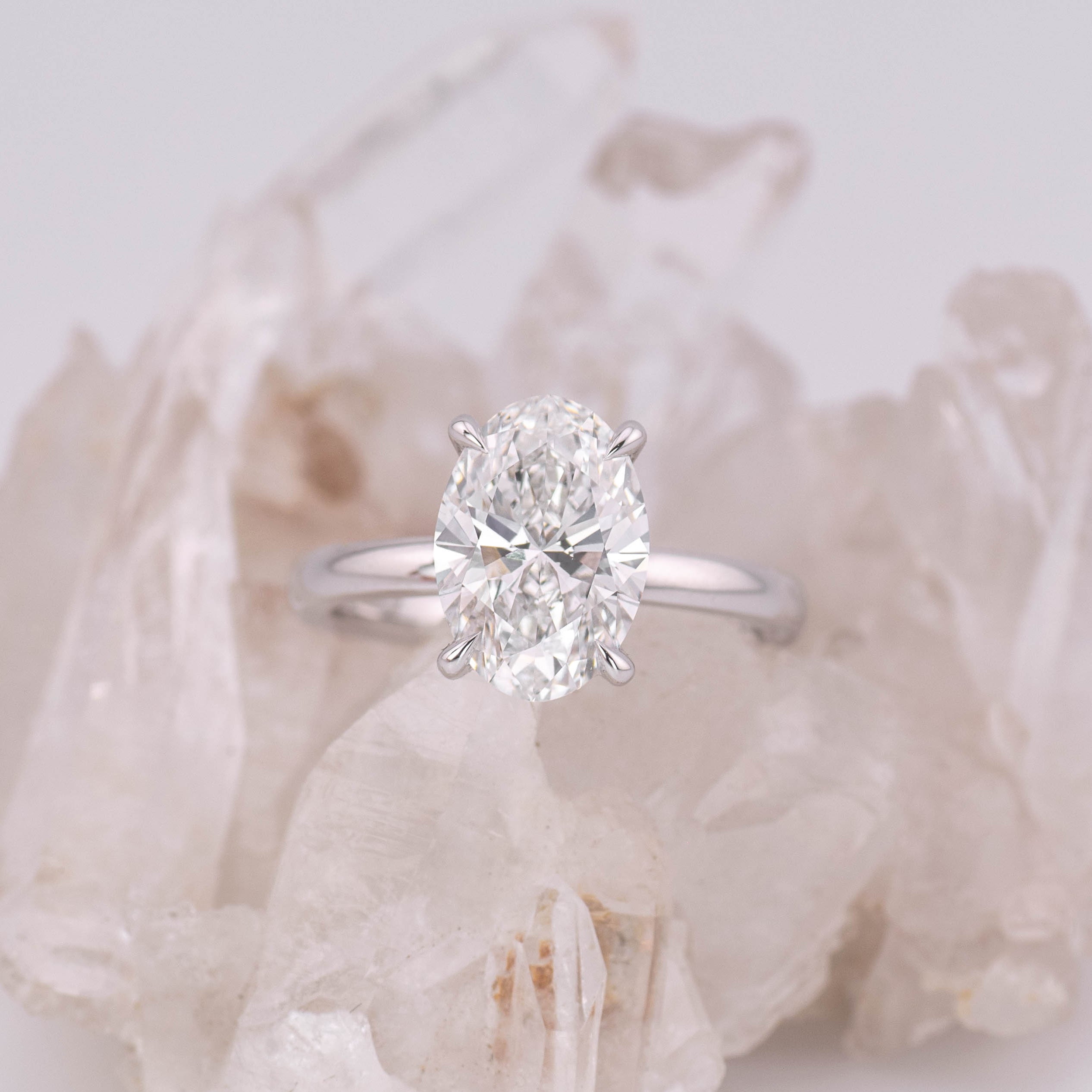 (Ready to Ship Size L) - Kate  – 4 Claw 2.84ct E VVS2 Oval Solitaire in 18k White Gold