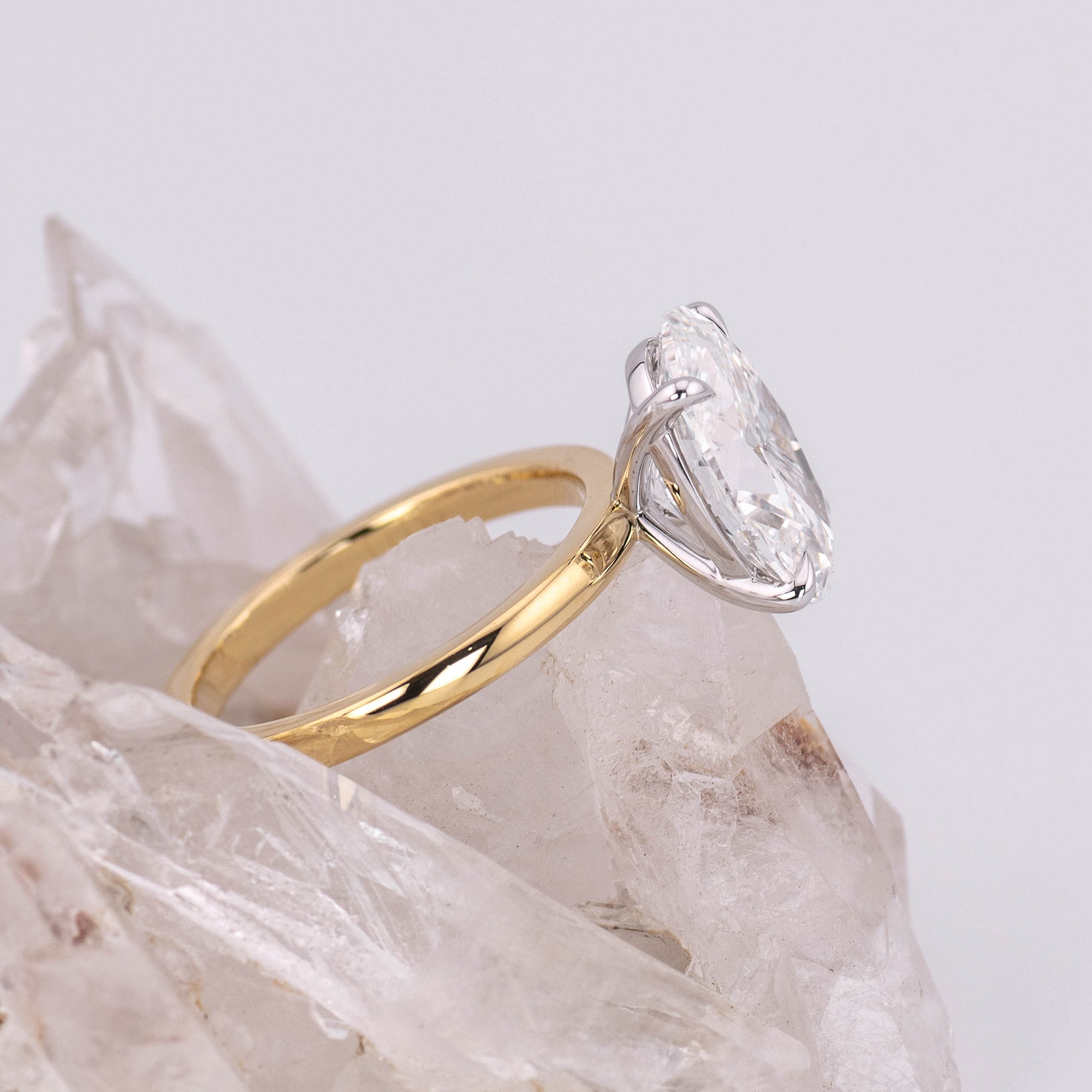 (Ready to Ship Size N) - Kate 4.0 – 4 Claw 4.09ct E VVS2 Oval Solitaire in 2 Tone 18k Yellow & White Gold