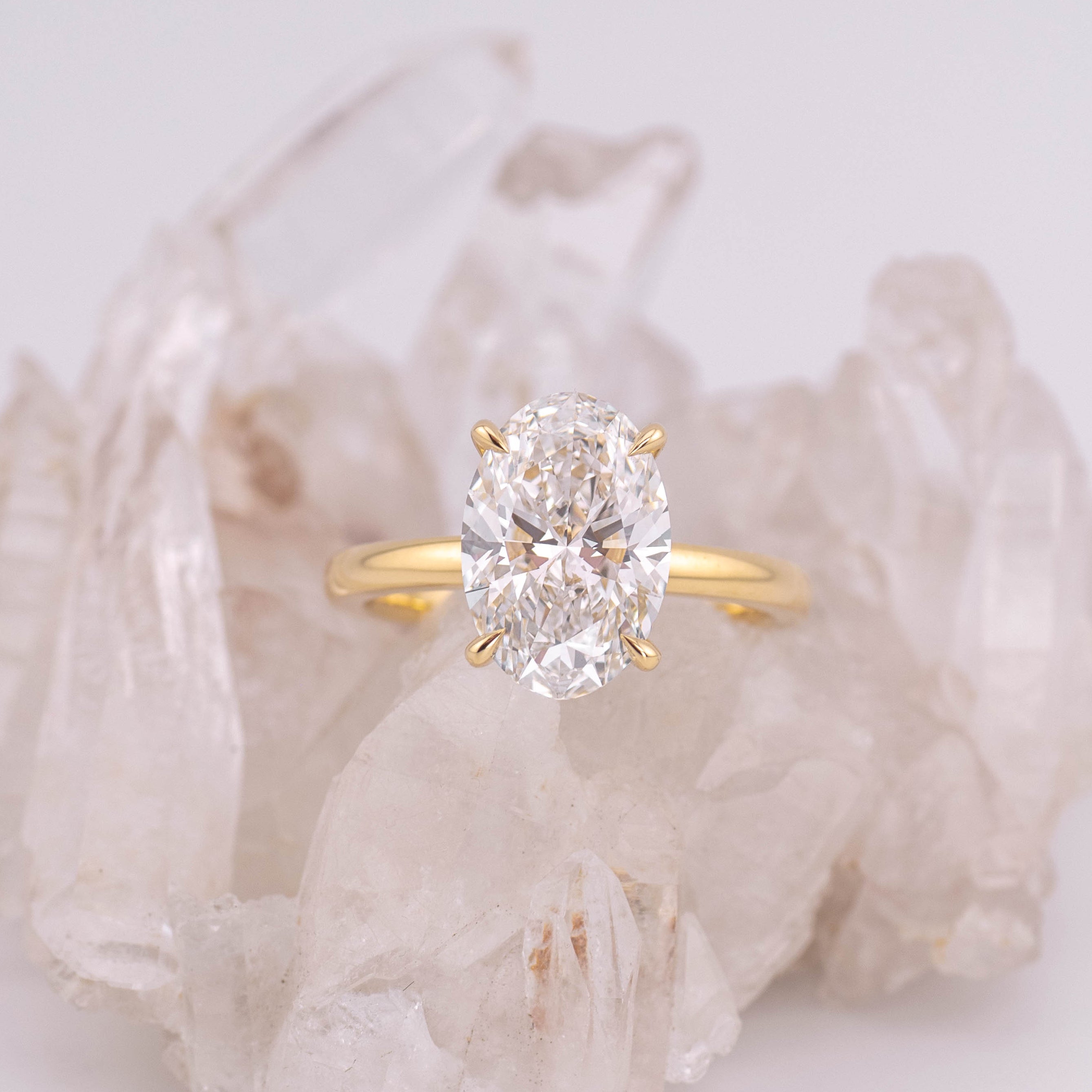 (Ready to Ship Size L) - Kate 3.0 – 4 Claw 3.26ct E VVS2 Oval Solitaire in 18k Yellow Gold