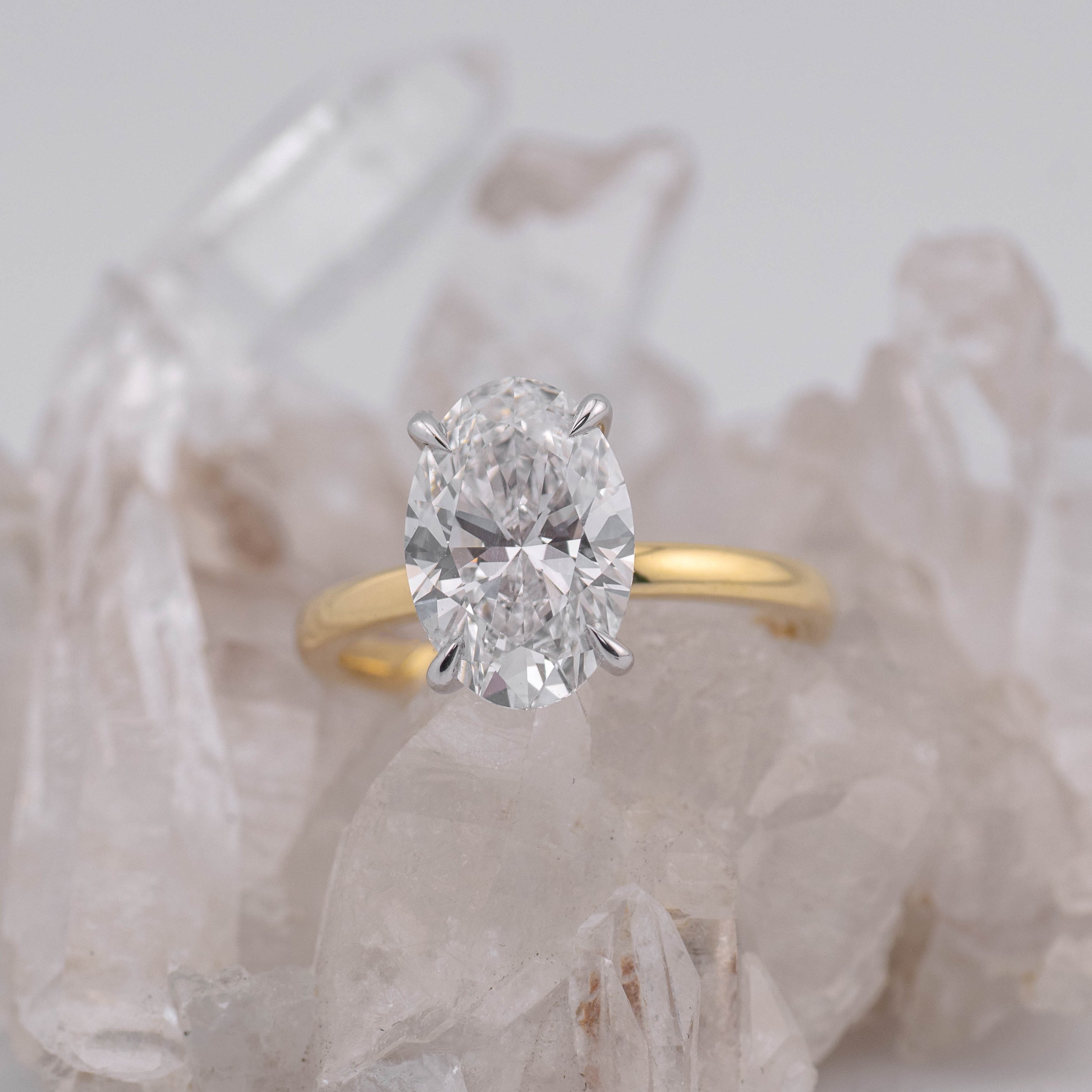 (Ready to Ship Size M) - Oval Solitaire 3.18ct F VVS2 in 2 Tone 18k